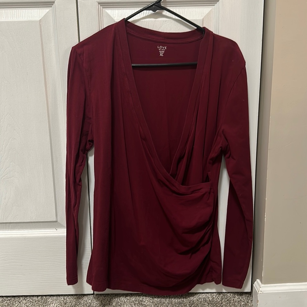 Gap nursing shirt